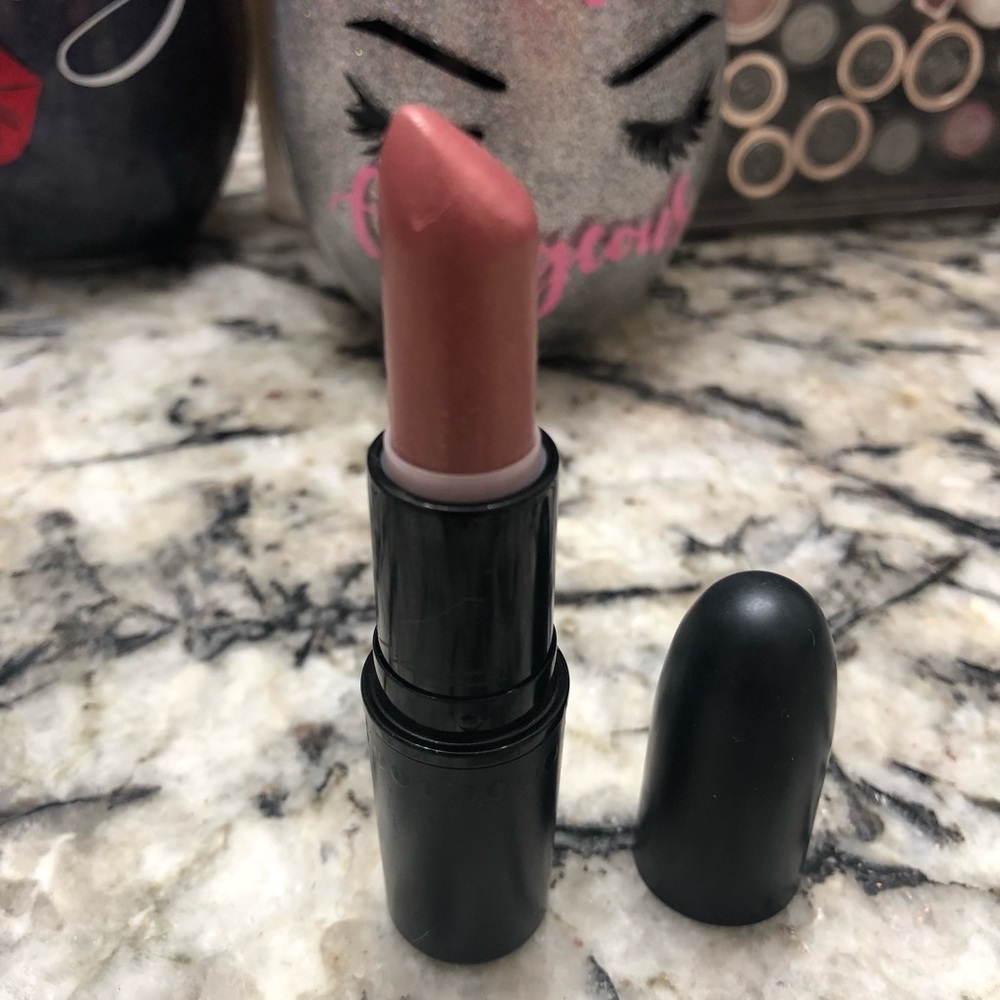 Mac Cosmetics